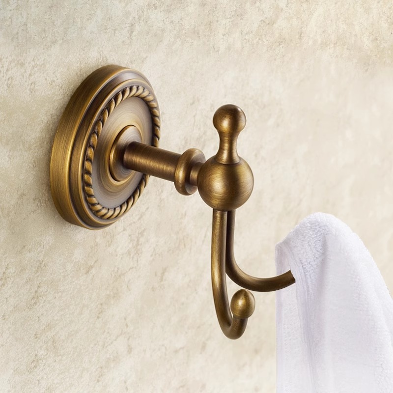 Towel rack, towel rod, antique bath towel rack, bathroom hardware, all-copper bathroom hanging piece, toilet and bathroom storage rack Application Scenario