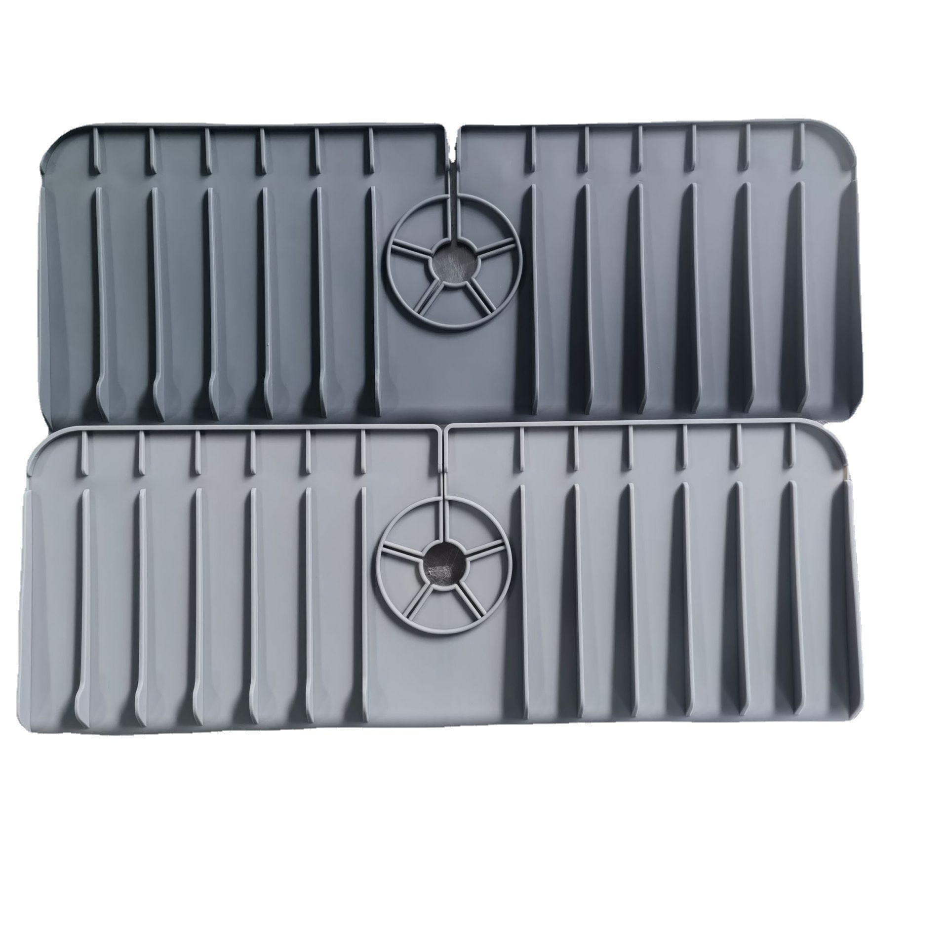 Factory direct sales of food-grade silicone water pads, kitchen and bathroom sink faucet splash-proof sink pads, foldable Application Scenario
