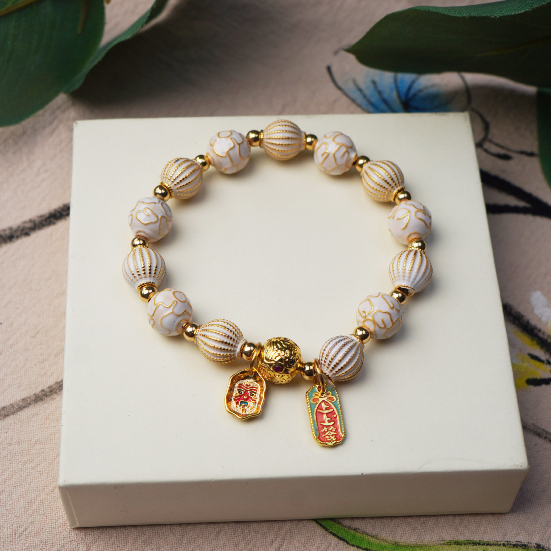 New Cloisonne cloisonne beaded bracelet, alloy striped ceramic vintage women's bracelet, cultural and artistic accessories Application Scenario