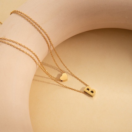 Cross-border best-selling double-layer heart-shaped necklace, elegant English letter collarbone chain, stainless steel titanium steel neck chain necklace Application Scenario