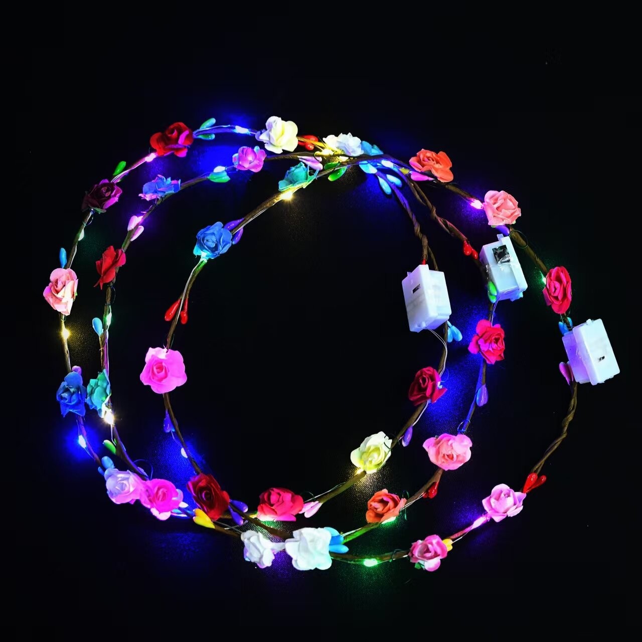 Ground promotion, small wholesale, children's small toys, street vending, night markets, kindergarten traffic diversion, scanning codes, glowing small gifts details Picture