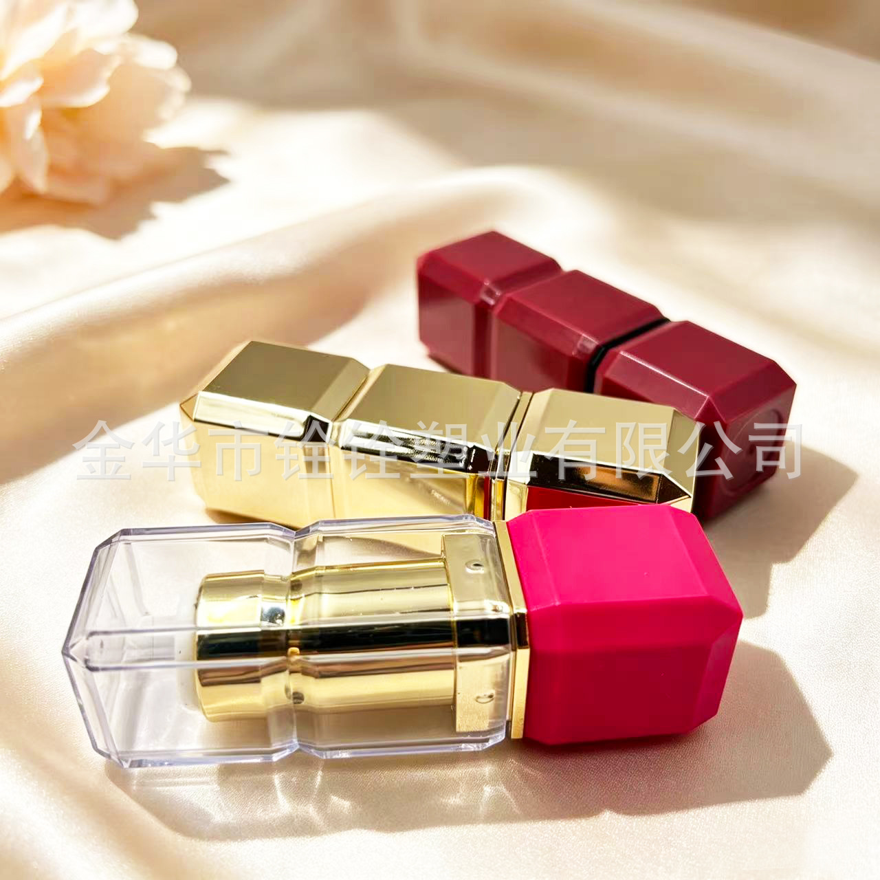 LS635 Lipstick tube, lipstick tube, square ABS lipstick, empty tube, cosmetics, empty packaging materials, factory wholesale and customization Application Scenario