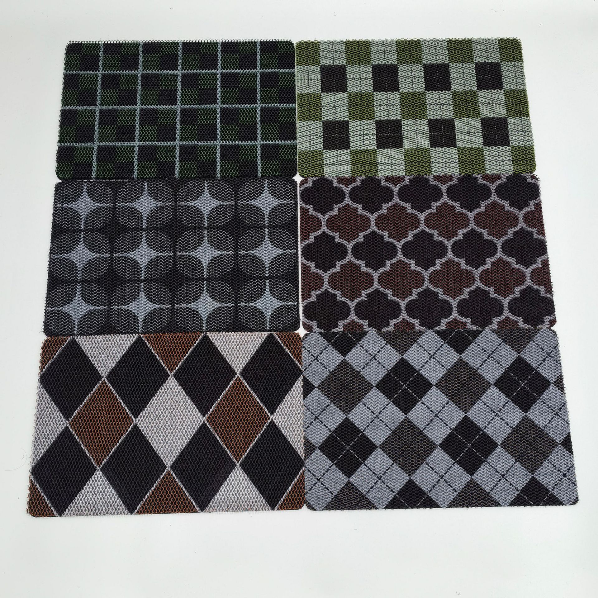 格子印花弹力王水晶鱼线丝防滑刮沙刮泥防水室外浴室洗澡按摩地垫