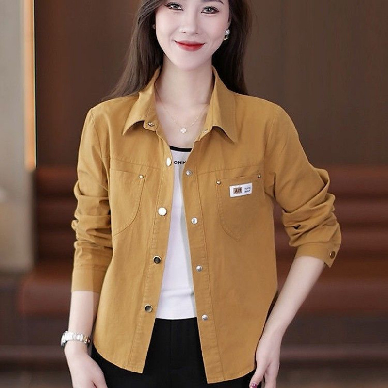 A short casual jacket for women in the spring and autumn of 2024, a trendy and stylish loose pure cotton shirt for petite women details Picture