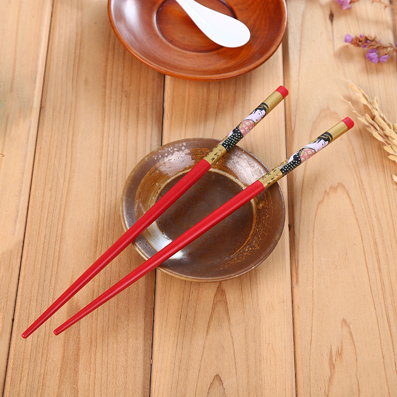 Japanese-style cartoon creative Japanese and Korean ladies printed chopsticks with creative patterns. One person, one chopstick, bamboo chopsticks with pictures of beautiful women details Picture