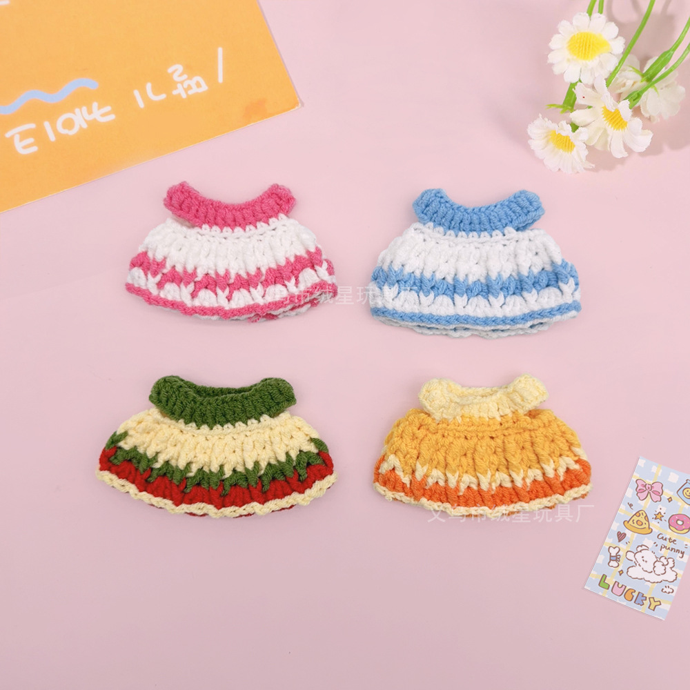 Plush knitted skirts, pure hand-woven baby clothes, carrier skirts, umbrella skirts, plush dolls, doll clothes, accessories and clothing full figure