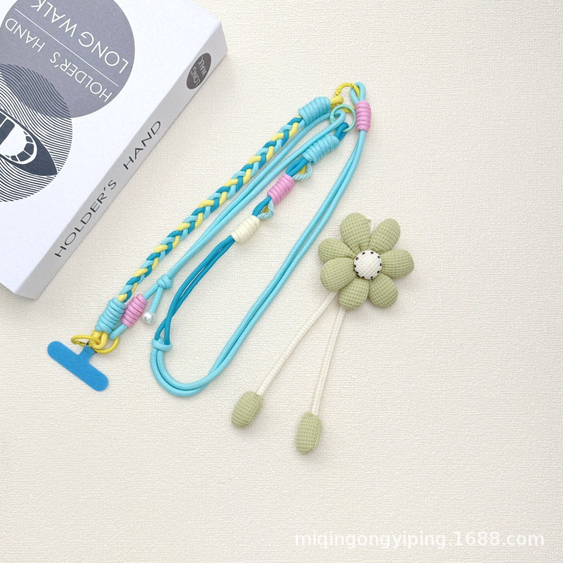 The ins creative flower phone lanyard is a long, crossbody, multi-functional, color-blocking, suitable for carrying outdoor cameras and is sturdy Application Scenario