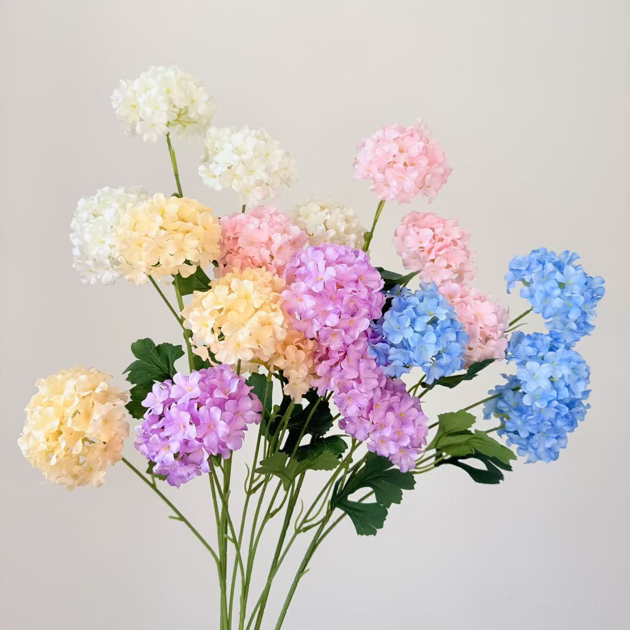 梦幻4头绣球仿真花婚庆婚礼堂布景插花家居假花批发多头仿真绣球产品图