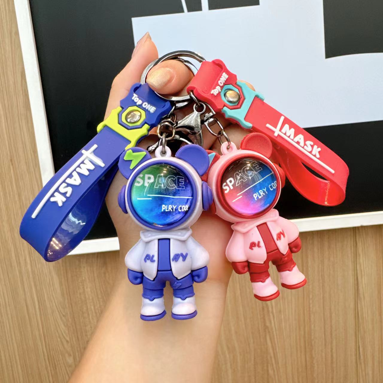 Cool Space Hero Bear Keychain, Cartoon Cool Car Key chain, student schoolbag pendant, Small gift wholesale Specification image