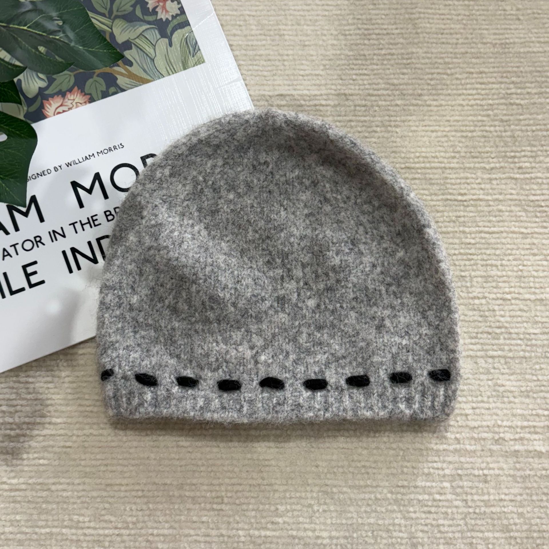 Japanese-style Australian wool knitted hats, women's autumn and winter bucket hats, simple embroidered line fisherman hats, versatile fashion hats details Picture