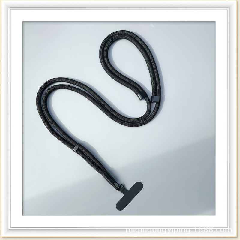 The high-end mobile phone lanyard can be worn diagonally, on the back or around the neck. The length of the lanyard can be adjusted. The rotatable lanyard strap is suitable for both men and women