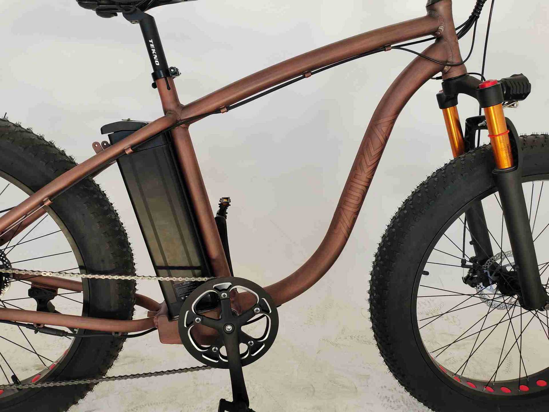 Lithium battery bicycles, electric mountain bikes, adult variable speed bikes, male and female students, cross-country racing bikes, beach bikes Application Scenario