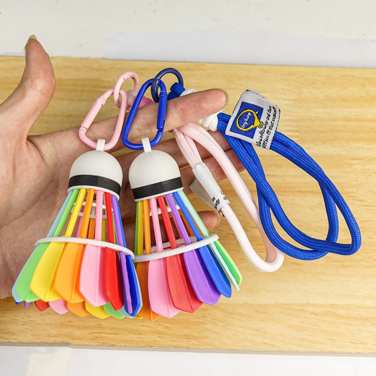 Silicone colored badminton pendants, keychains, backpacks, space design, badminton gifts for others as souvenirs Application Scenario
