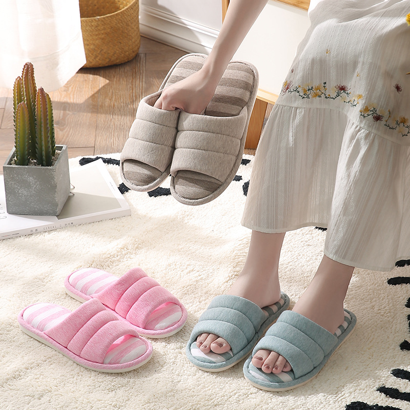 New cotton and linen household couple indoor silent wooden floor anti-slip summer street stall slippers fashionable men's and women's slippers details Picture
