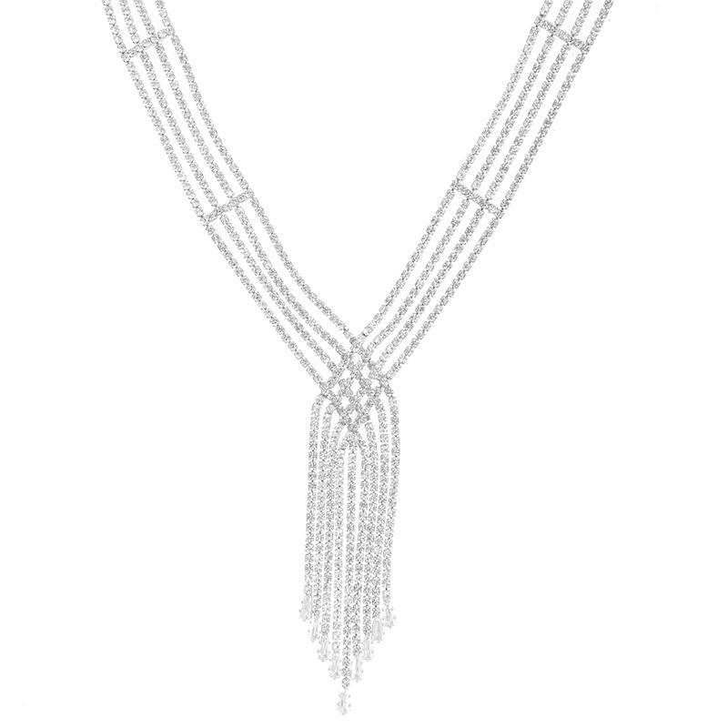 New cross-border supply necklace from the manufacturer, with a high-end look, fringed zircon necklace, is a versatile accessory for fashionable gatherings and banquets in Europe and America Application Scenario