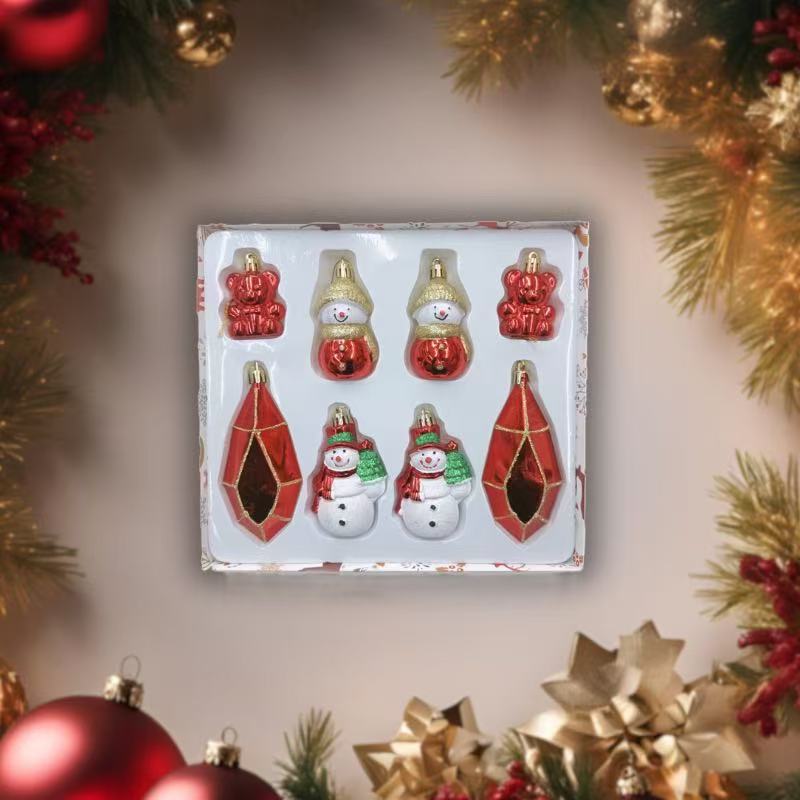 A large box of new cross-border Christmas decorations featuring Walnut soldiers and various irregular-shaped Christmas tree pendants Specification image