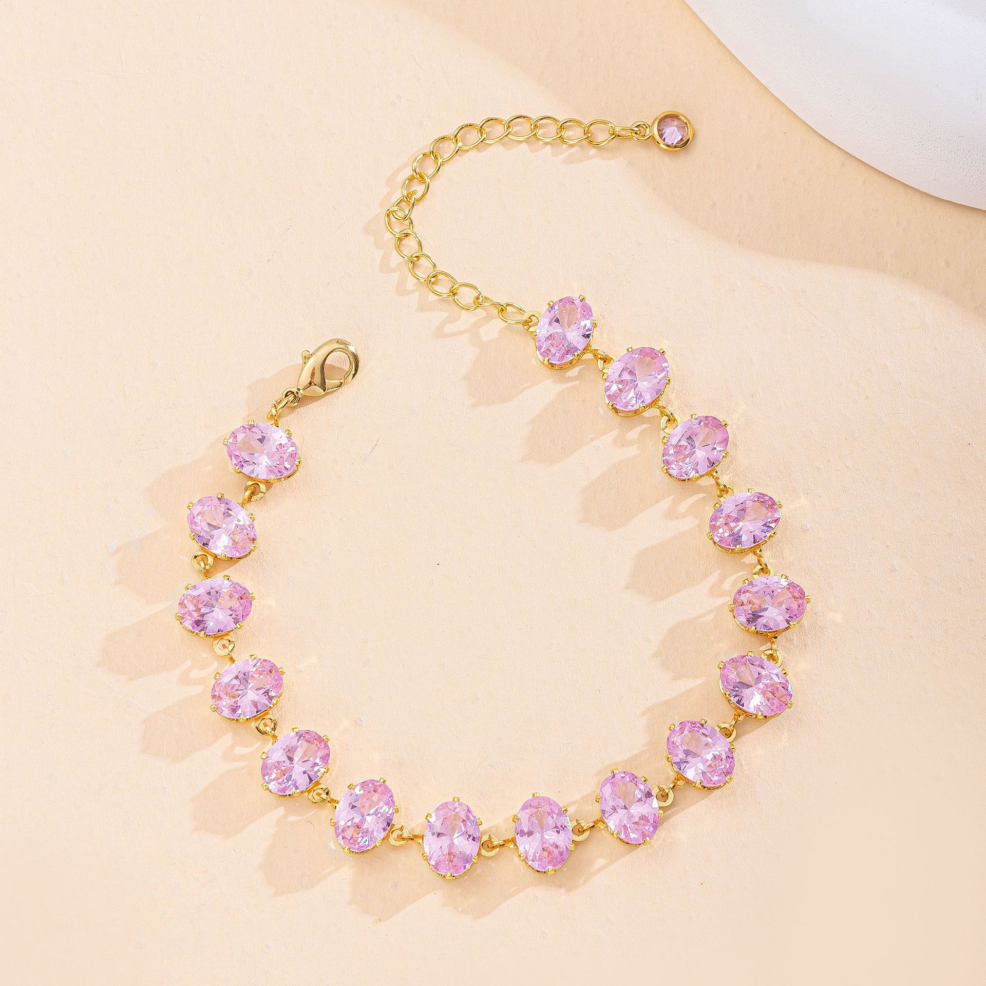 European and American fashion trend light luxury gold base zircon bracelet, oval pink zircon sweet and elegant bracelet factory direct sales Application Scenario