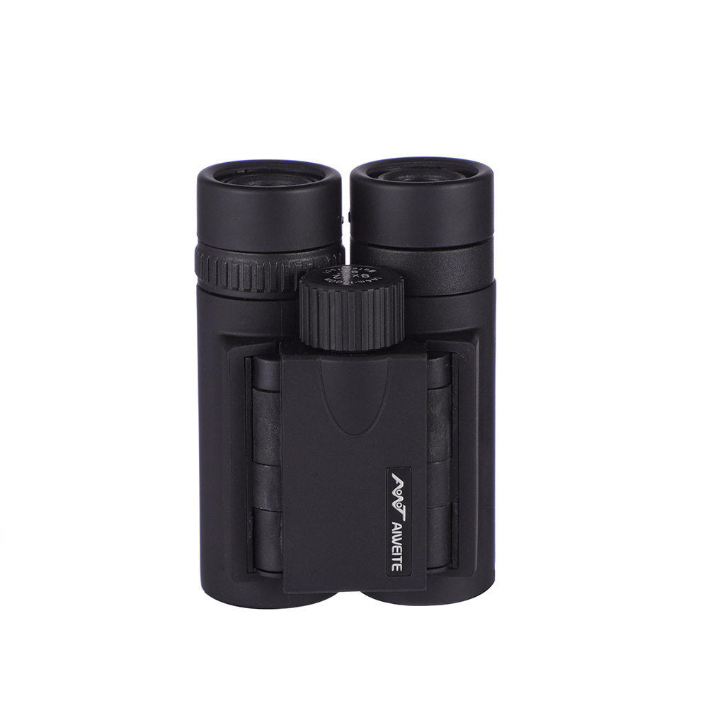 Avite 8X22 Ultra-wide-angle outdoor travel portable telescope High-definition high-magnification low-light night vision telescope Application Scenario