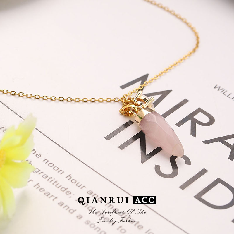 Amazon's best-selling natural crystal pendant hexagonal column necklace, single-pointed hexagonal crystal column jewelry, French light luxury style details Picture