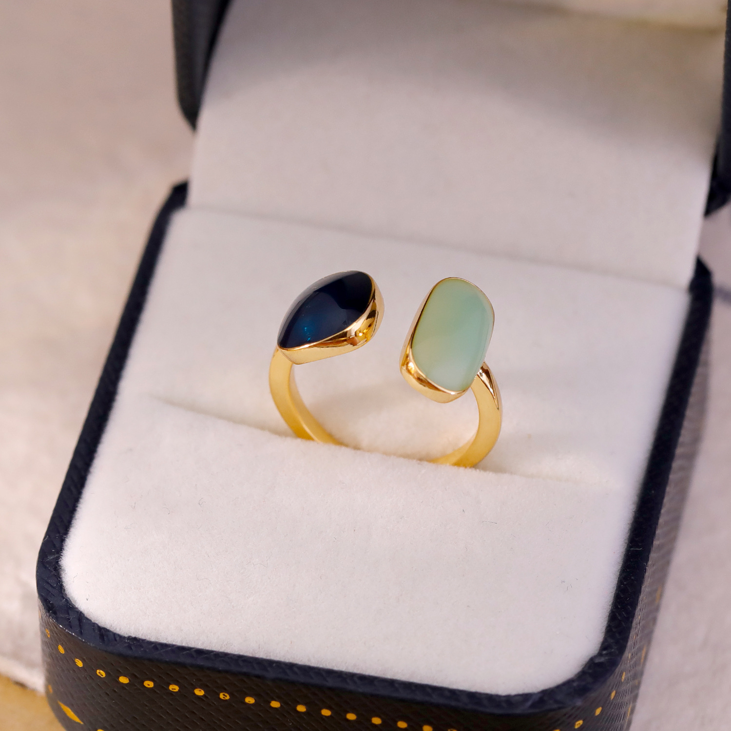 Elegante azul goteo de aceite de apertura anillo versión coreana simple anillo de anillo de las mujeres versátil moda anillo de viento frío frío red mano adorno details Picture