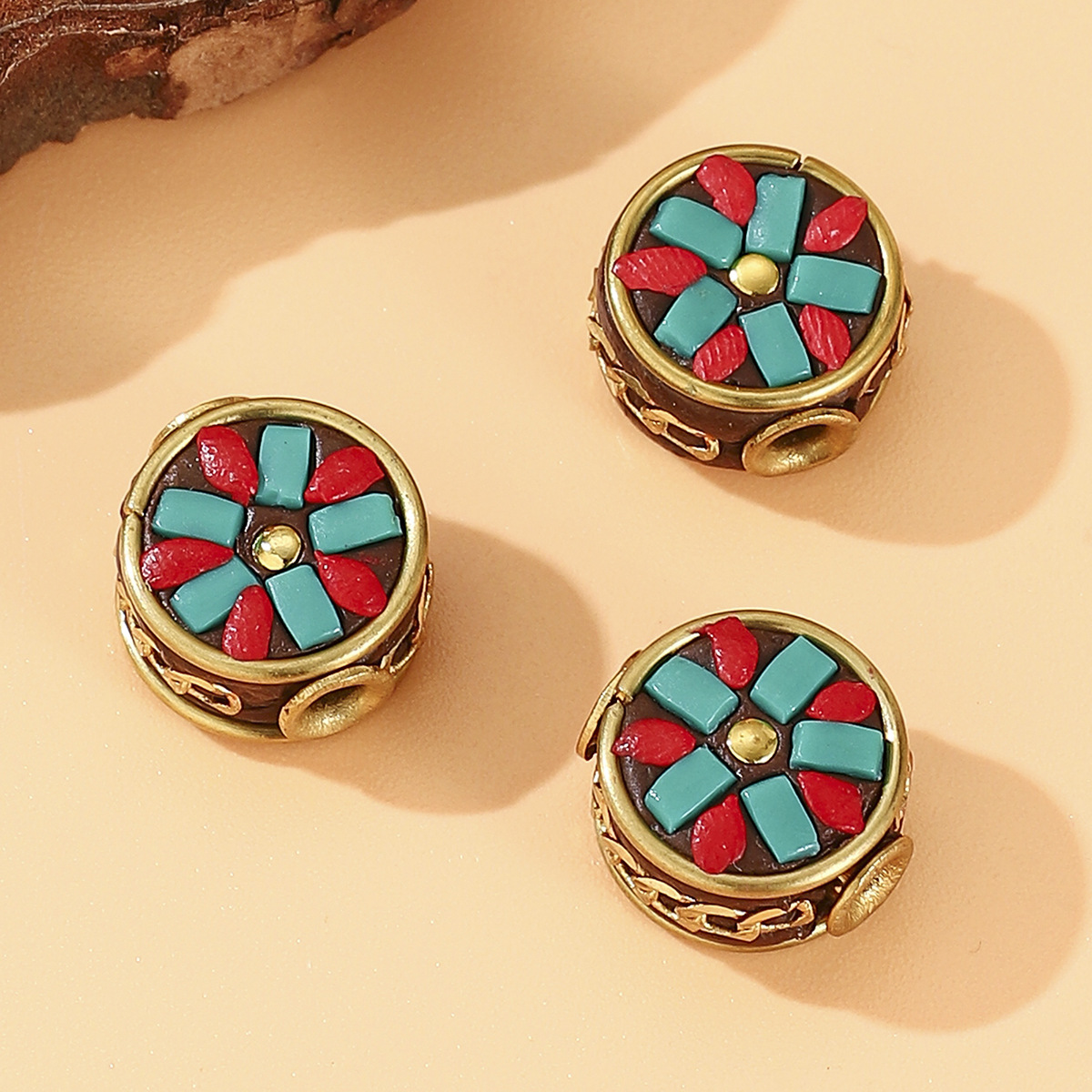 Tibetan-style Nepalese retro bucket bead copper bead inlaid ethnic style DIY jewelry accessories, bead partition cultural play accessories details Picture