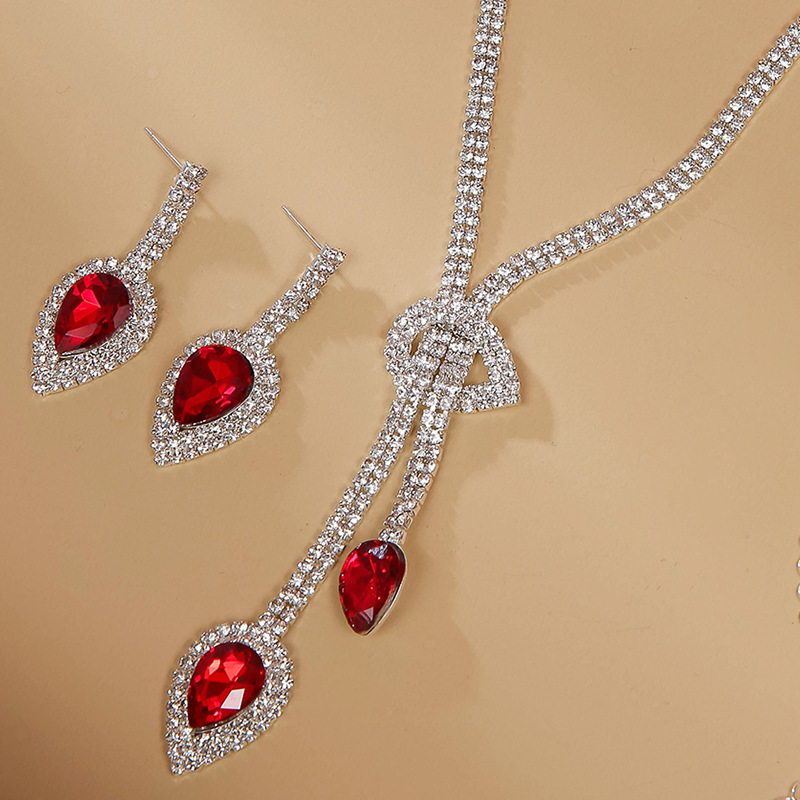 Factory direct sales of European and American fashionable wedding banquet bride wine red simple set, wedding necklace, earrings and jewelry Item Picture