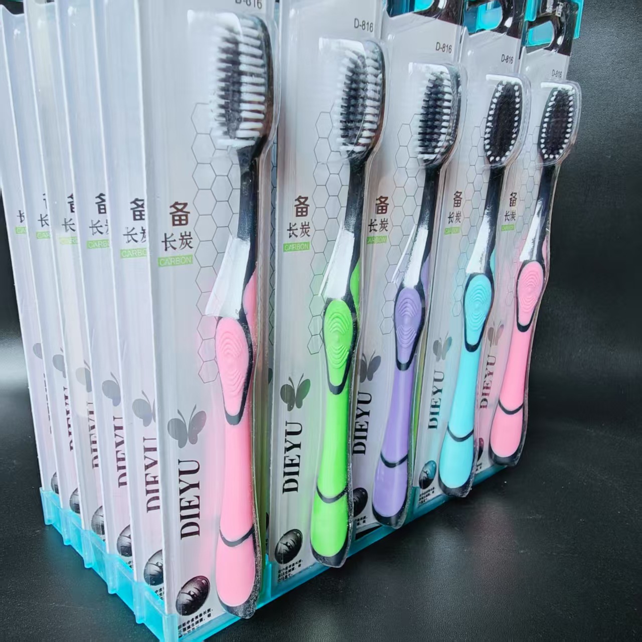 D-816 toothbrush, colored handle toothbrush, adult and student color-blocked soft bristle toothbrush, daily use, wholesale at 1 yuan Specification image
