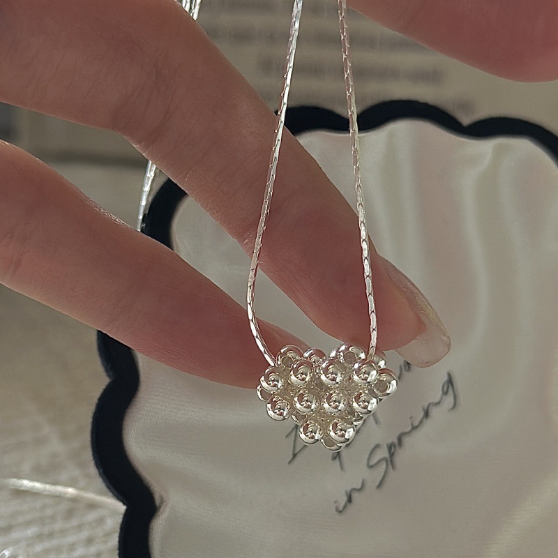 S925纯银韩版小众设计感复古串珠爱心项链韩版时髦简约锁骨链批发