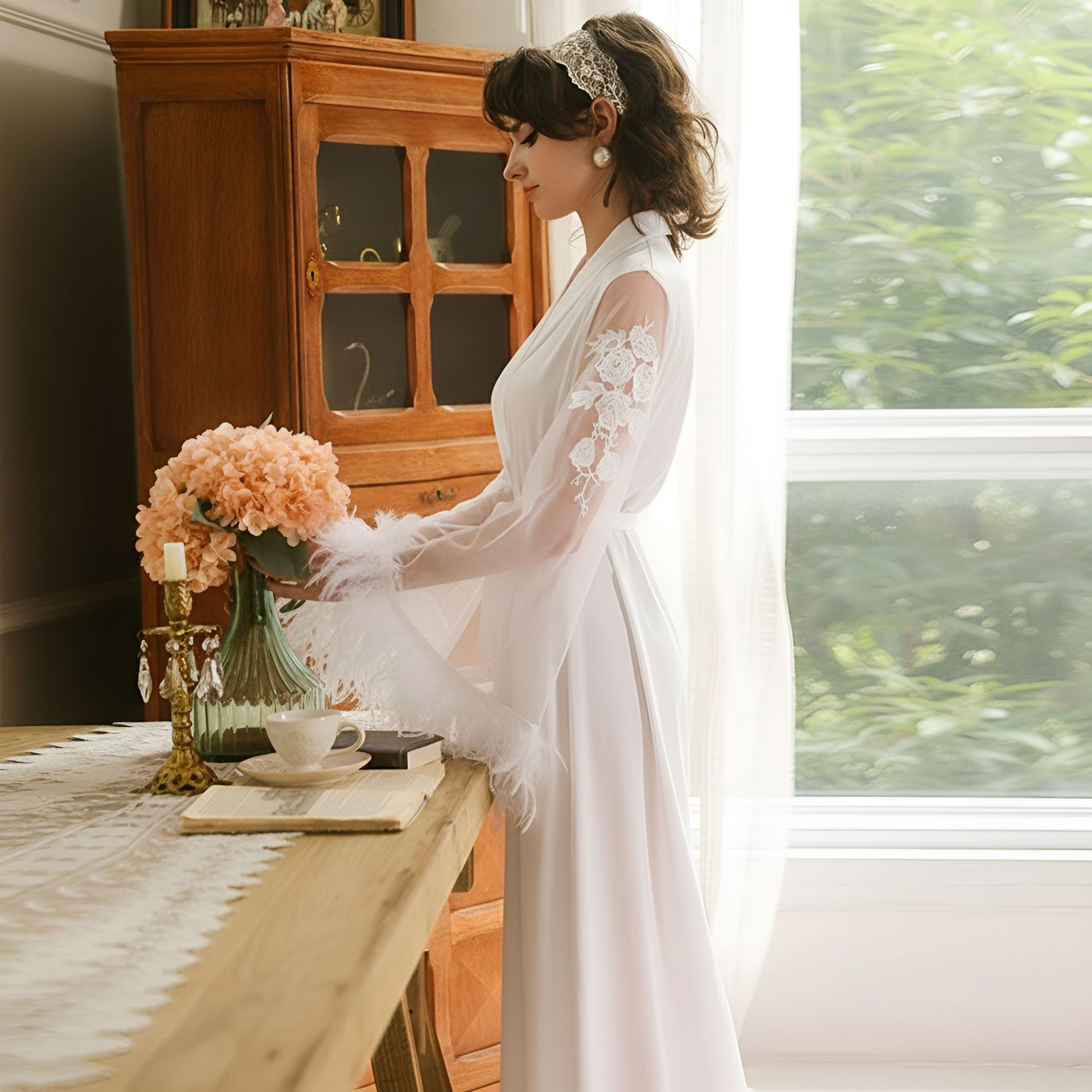 Long fur decorated satin bathrobe, lace patchwork long-sleeved tie bathrobe, women's light luxury home wear 847 Specification drawing