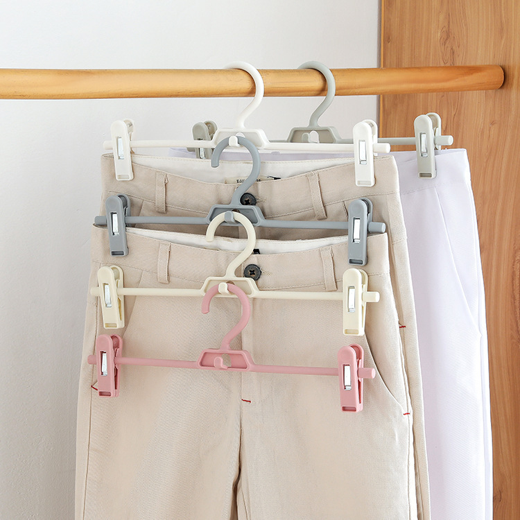 Multi-functional multi-layer clothes hanger for drying, retractable plastic pants, hanging and stacking pants rack, home storage clothes and pants clip
