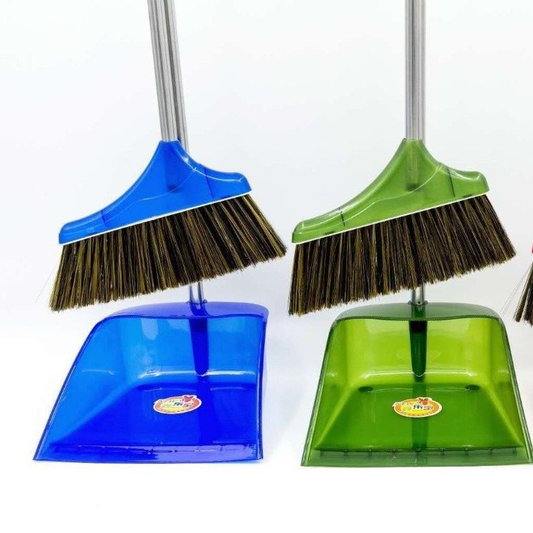 Household broom and dustpan combination set, double-color silk broom and dustpan combination set with docking rod details Picture
