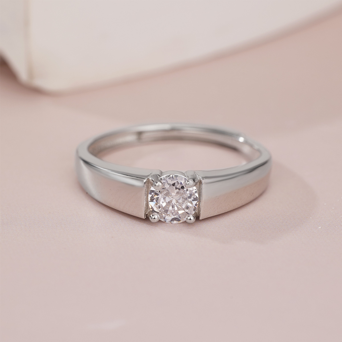 s925 sterling silver glossy single diamond couple ring set with 50-point zirconium diamond opening adjustable design wholesale
