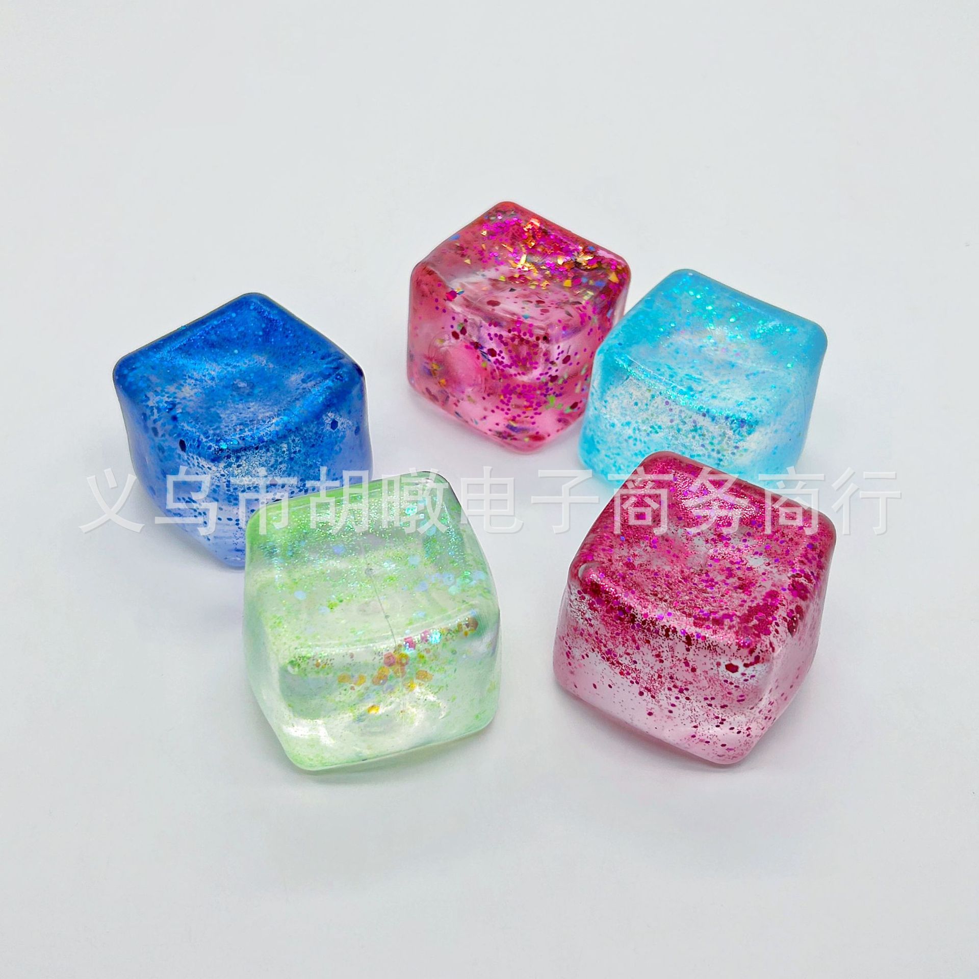 Amazon's new product, Gold Powder, Large ice cubes, maltose, Kneading Fun Release Ball, Stress relief toy, Slow Rebound Stress relief toy Application Scenario