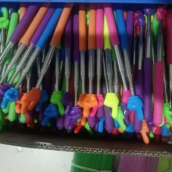 Children's reading sticks, finger reading sticks, finger sticks, teaching sticks, telescopic rods, teachers' special home teaching learning fingers Application Scenario