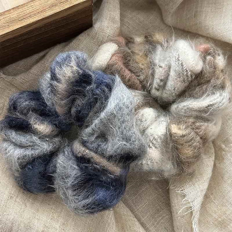 Korean autumn and winter versatile, fluffy large intestine hair band women's headwear, bun hairstyle trendy retro hair rope women's hair accessory Application Scenario