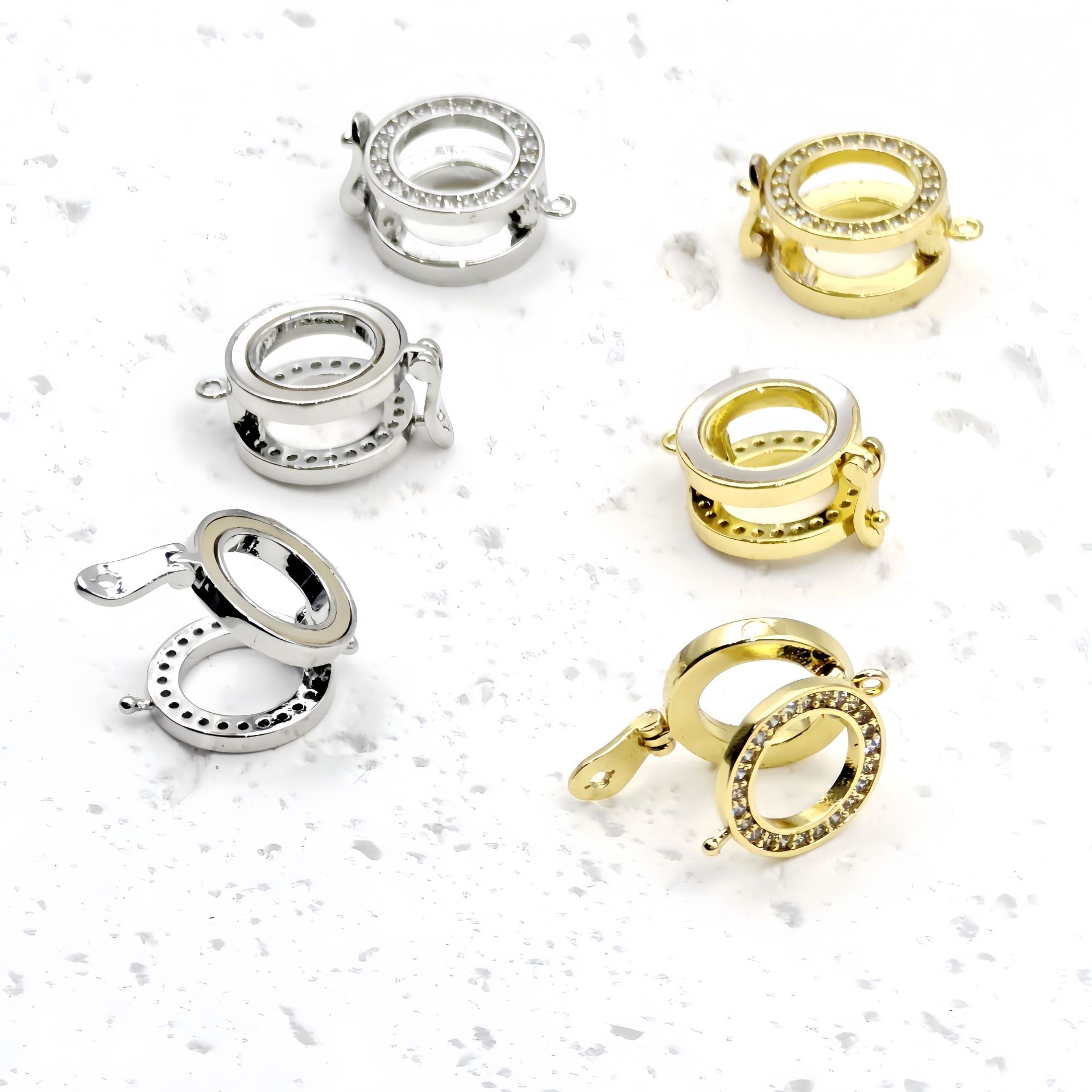 18K color-preserving gold, zircon inlaid, round heart-shaped OT clasp, diy bracelet, necklace, connecting clasp, ending clasp accessory Application Scenario