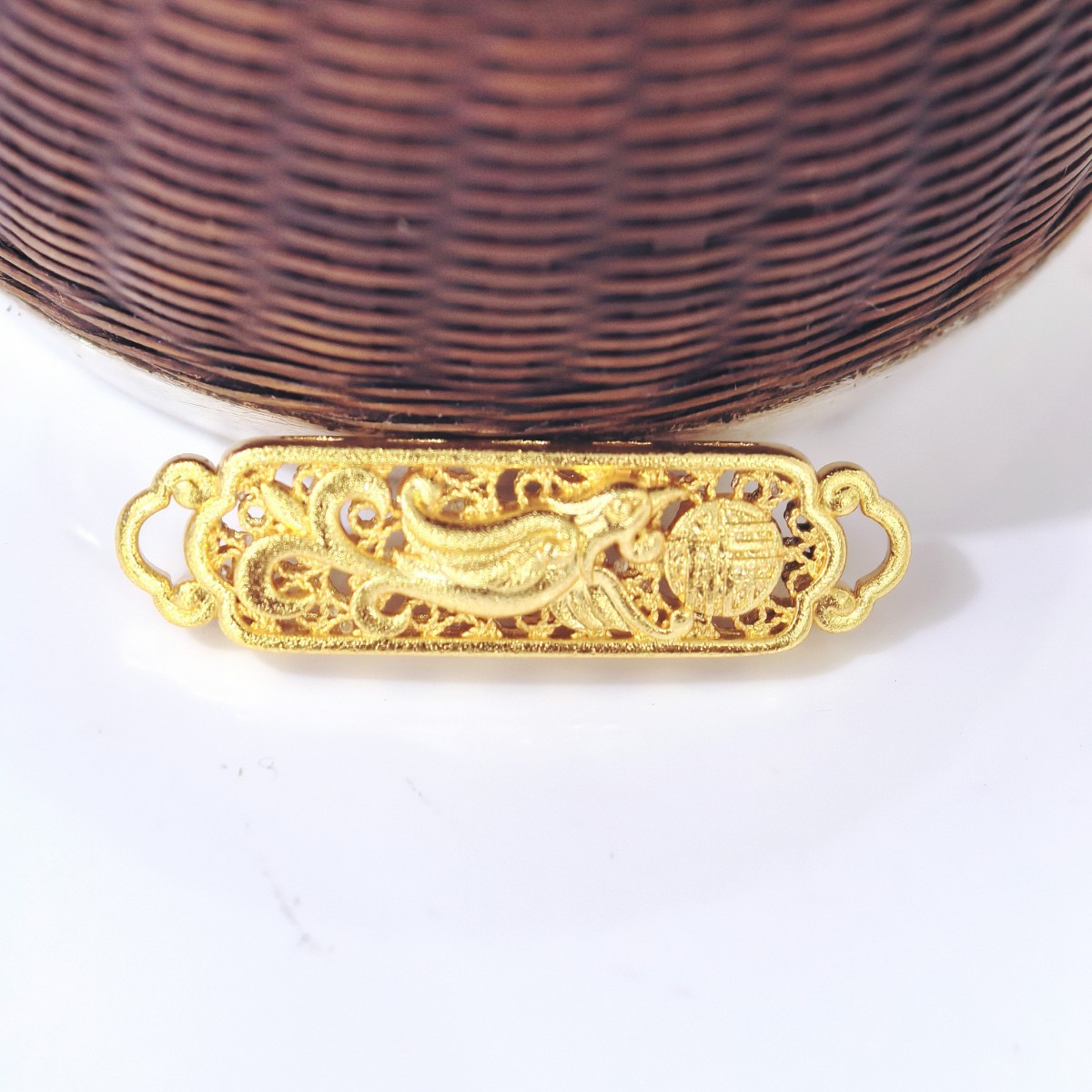 diy sand gold accessories and ornaments, blue Chinese-style flower pendant, double hanging hole pendant, hollowed-out hand tag Application Scenario