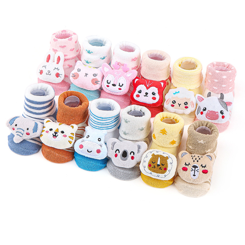 跨境专供婴儿袜子春秋薄款地板袜卡通公仔袜内置铃铛宝宝袜子学步袜