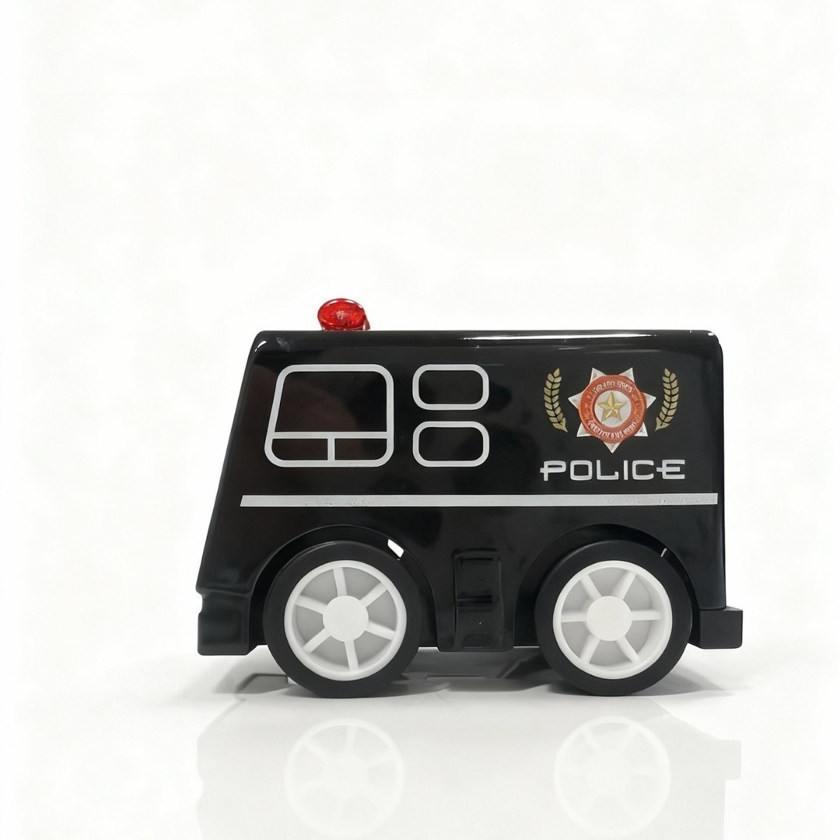 Cross-border children's rebound inertia mini car, boy fire engine simulation car model, toy keychain gift Application Scenario