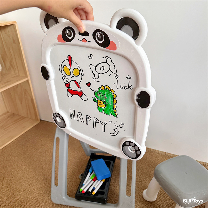 Children's foldable double-sided drawing board stand, multi-functional writing board, doodling whiteboard, blackboard, magnetic baby drawing set Application Scenario