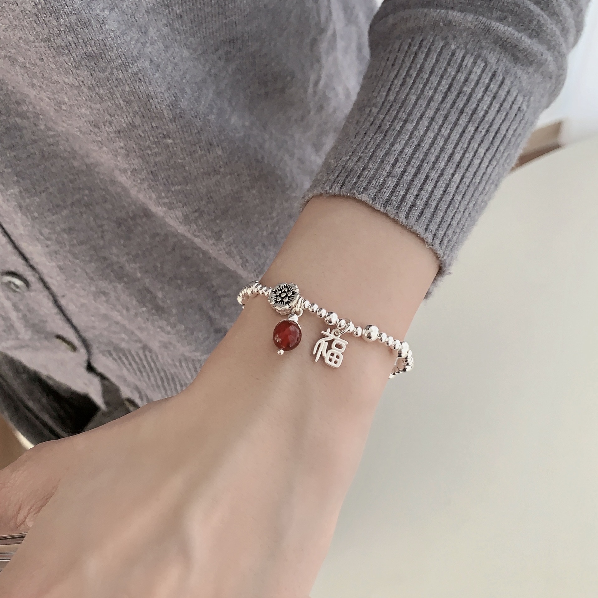 New Chinese-style 12.6 red agate "Fu" character bracelet S925 sterling silver ins niche design Good Luck Chinese-style bracelet gift for best friends Item Picture