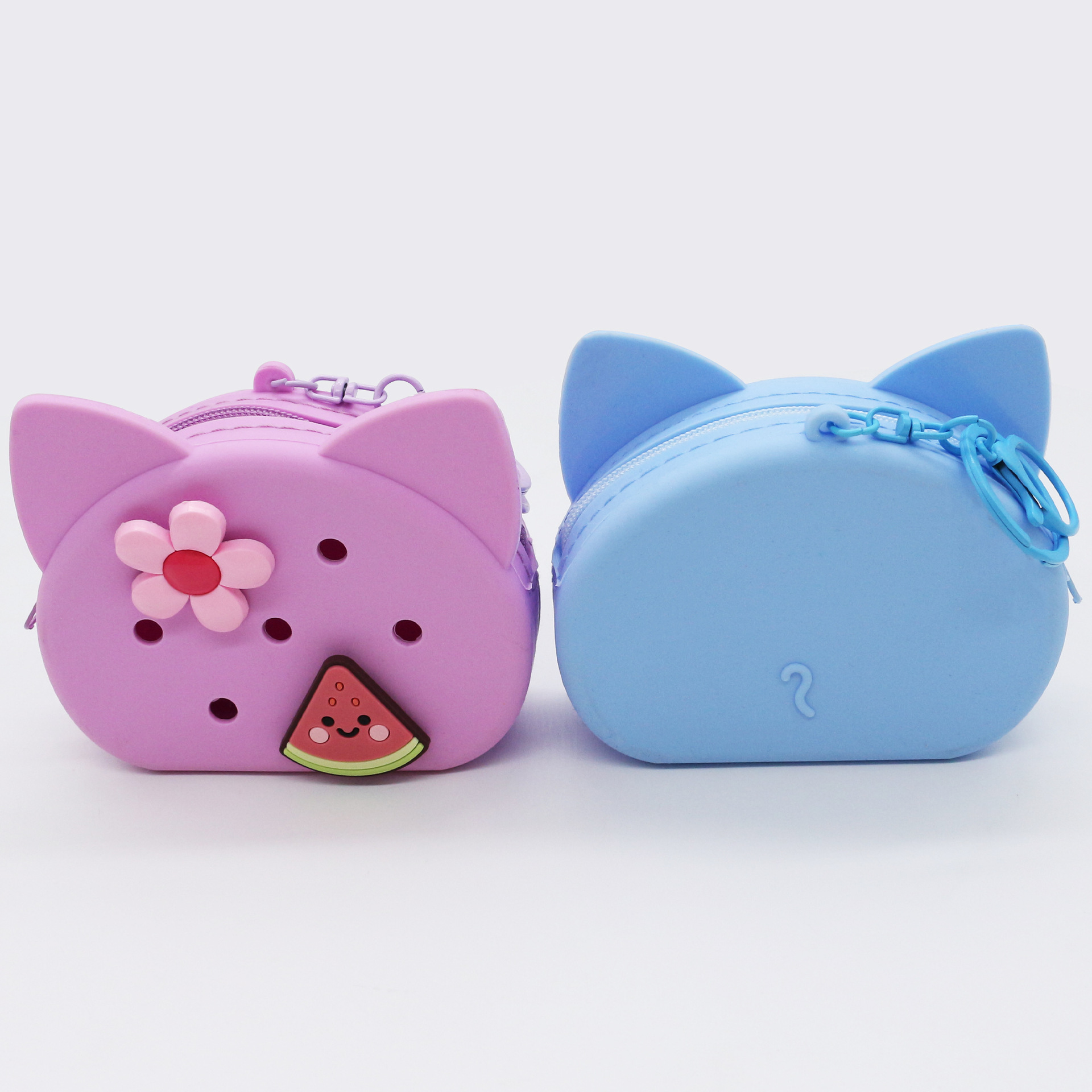 New silicone cat coin purse DIY decoration hole storage bag, earphone case, keychain pendant bag wholesale Application Scenario