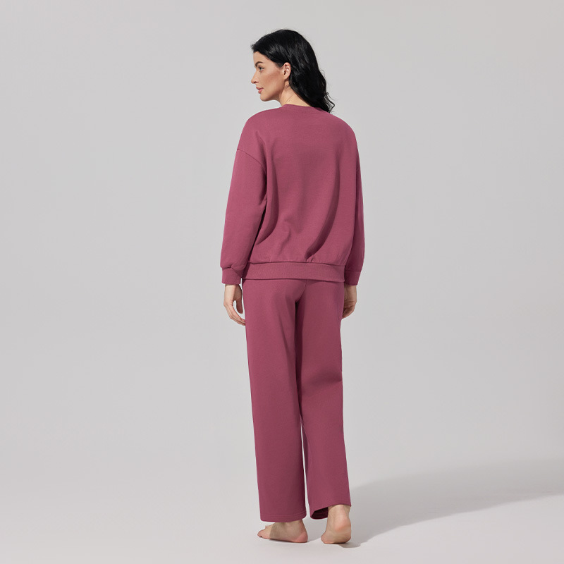 Cross-border European and American autumn and winter round-neck hoodie, loose long-sleeved, high-end top, elastic waist long pants, sportswear set for women Application Scenario