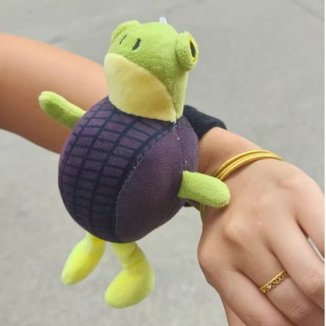 跨境新品tung tung tung sahur毛绒玩具山海经啪啪圈玩偶公仔