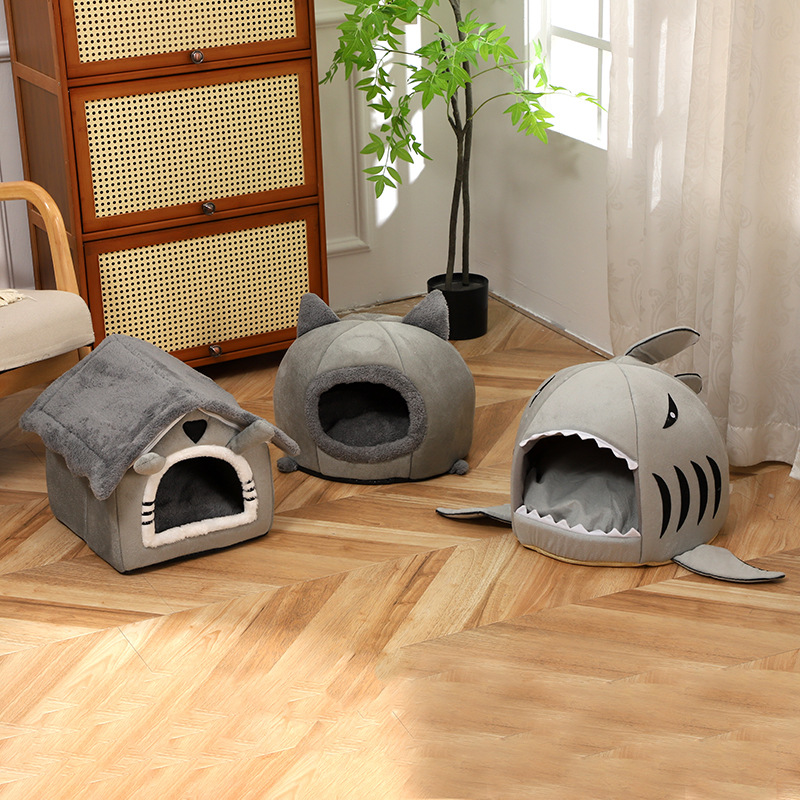 新款卡通动物设计宠物窝通用加绒加厚宠物窝鲨鱼半封闭保暖狗窝