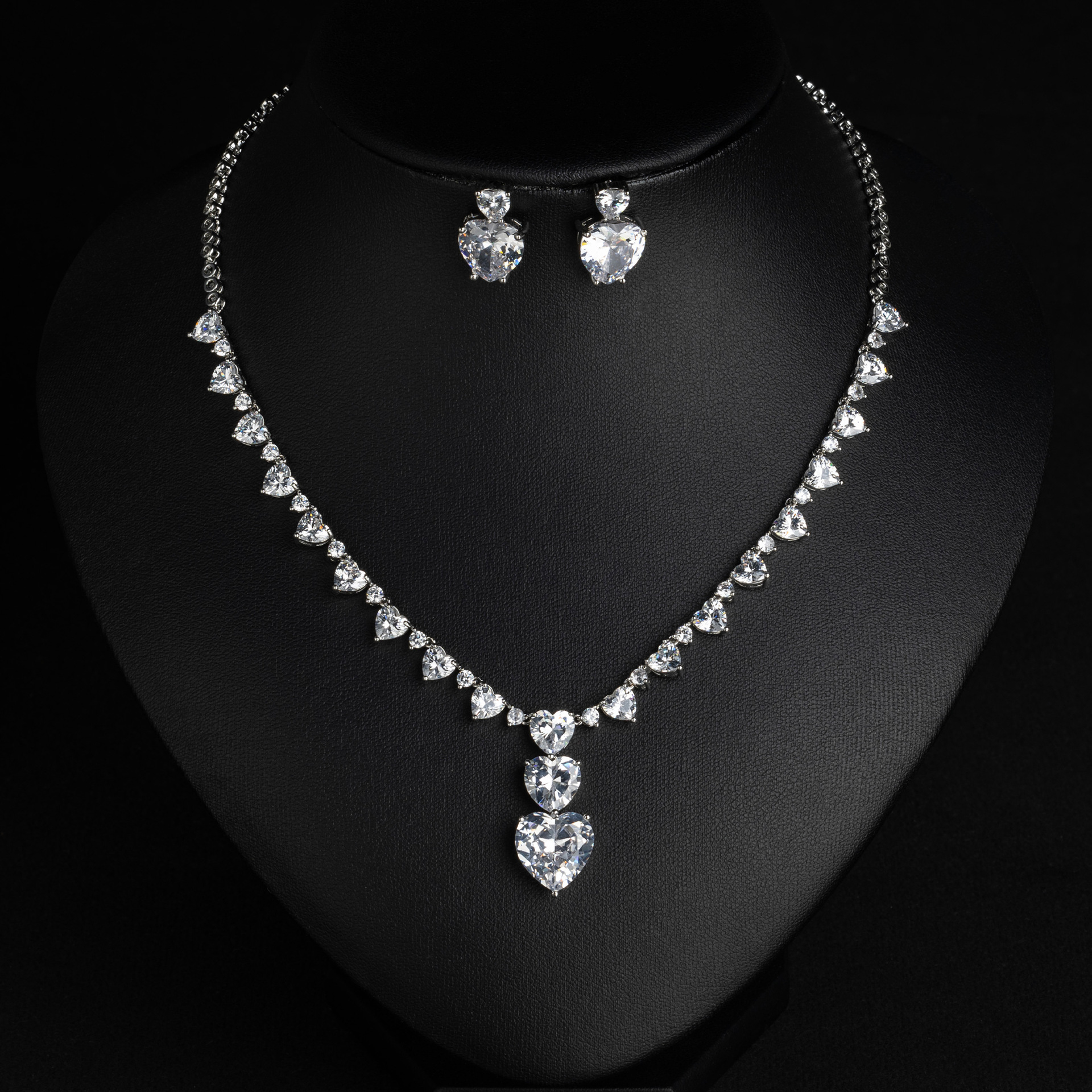 European and American hip-hop style luxury bride zircon necklace set decoration heart collarbone chain tassel earrings pendant jewelry LYTJ30227 Getisa banquet dress fashion jewelry jewelry wholesale details Picture