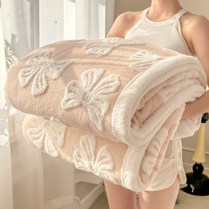 New cationic fleece blanket for autumn and winter, double-sided fleece and lambskin fleece single person office home nap blanket details Picture