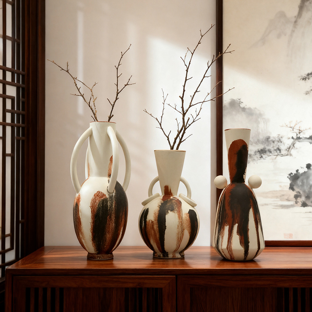 2026现代简约创意陶瓷花瓶手绘带耳插花装饰品样板房摆件民宿