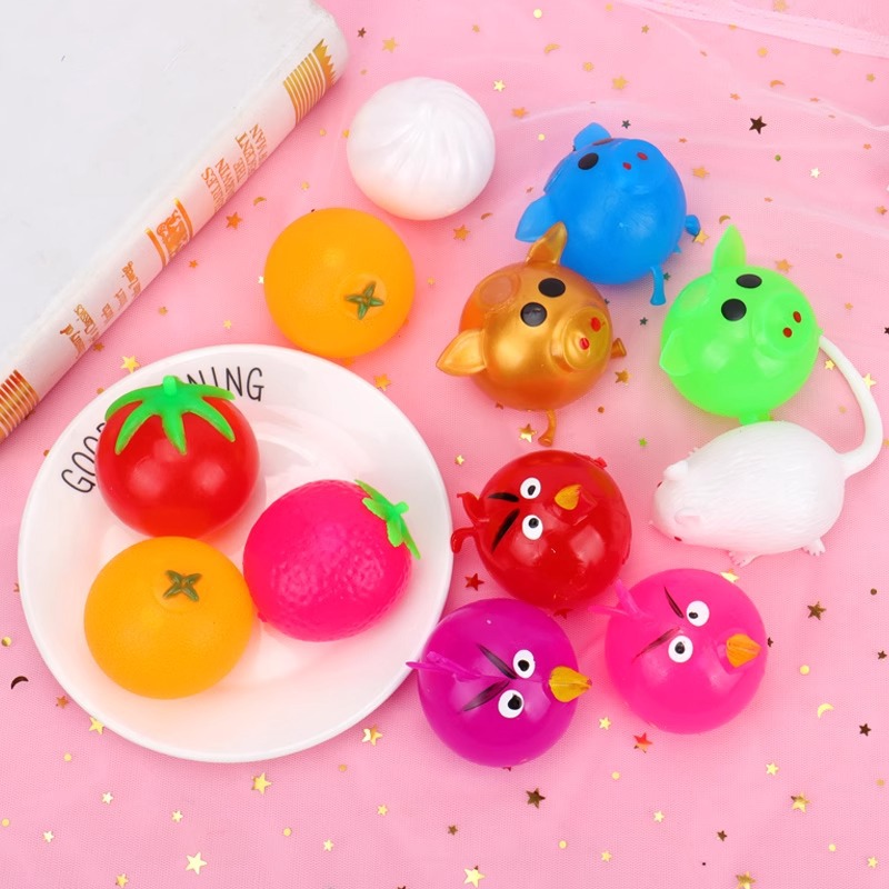 Vent water balls, vent pig heads, relieve stress, play pranks, vent fruits, vent balls, vent toys, creative gifts Specification image