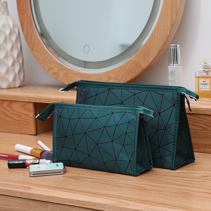 Fashionable new large-capacity waterproof travel bag, portable and popular diamond-shaped official document makeup bag, envelope bag, clutch bag
